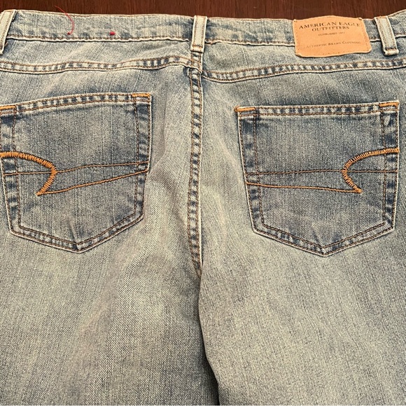 American Eagle Light Wash Flare Denim Jeans - Picture 5 of 13